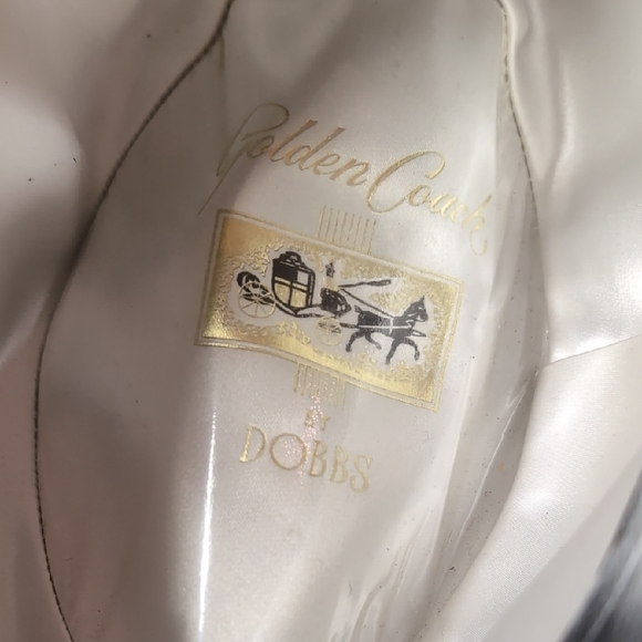 Dobbs Golden Coach Fedora with Feather - Picture 3 of 5